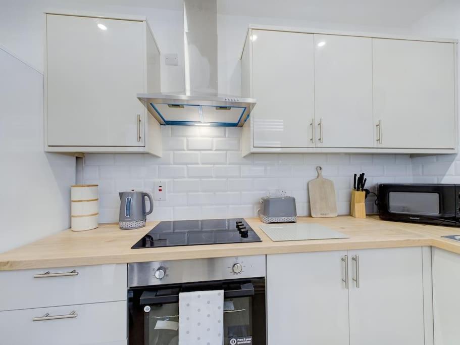 It'S Broadway Baby! Great House Close To City Centre Belfast Exterior foto